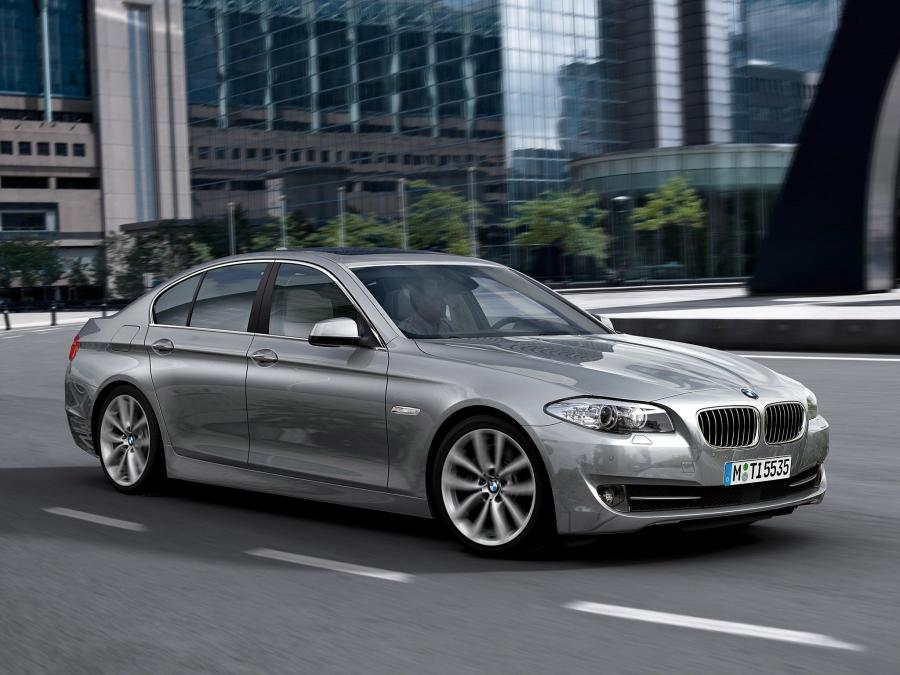  BMW 535i Sedan 2010 года  (фото 16 из 16)